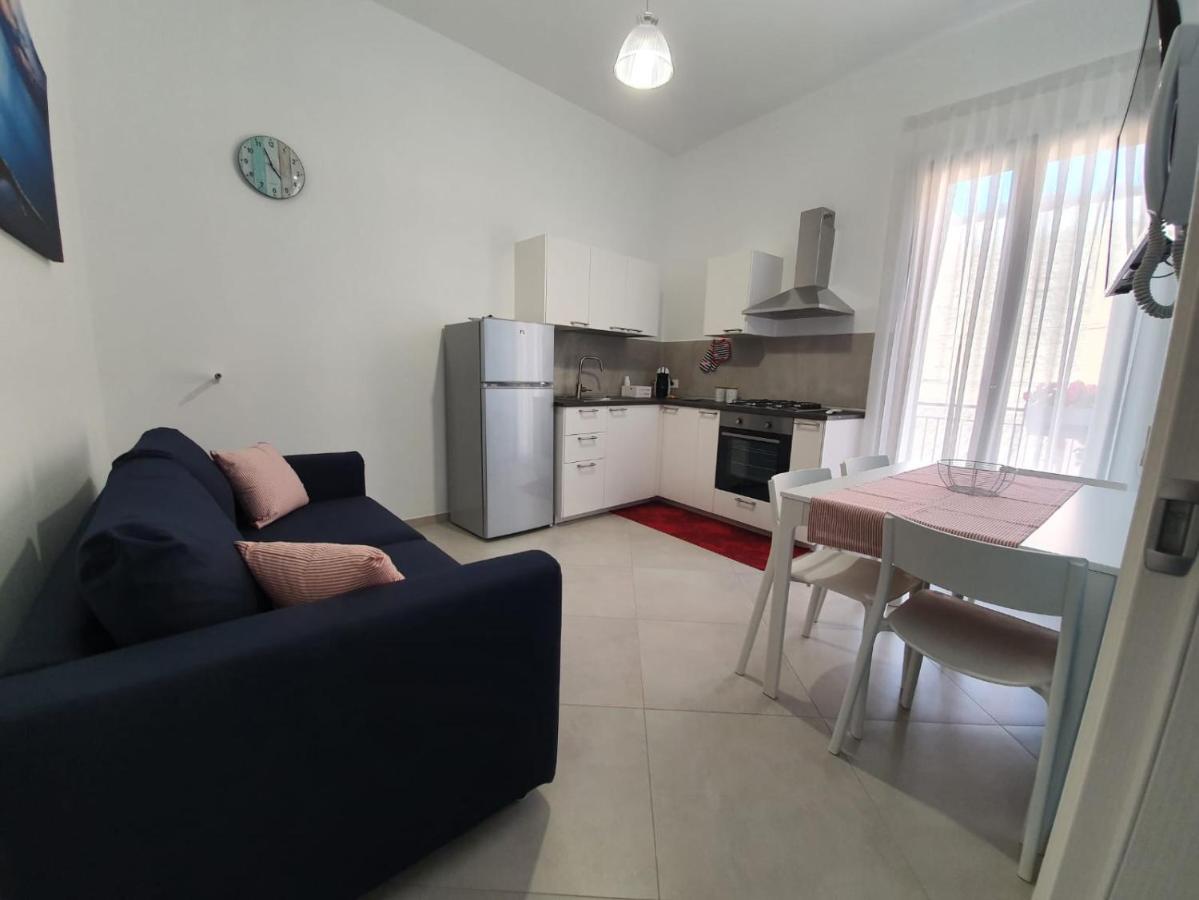 Magilu Case Con Jacuzzi Castellammare del Golfo Ngoại thất bức ảnh